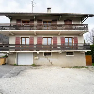 chez-alexandra.hotels-rhonealpes.com/